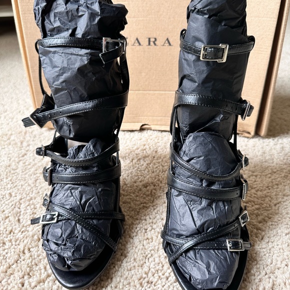 Zara Black Leather Strappy High Heel Sandals sz 8 - Picture 15 of 16